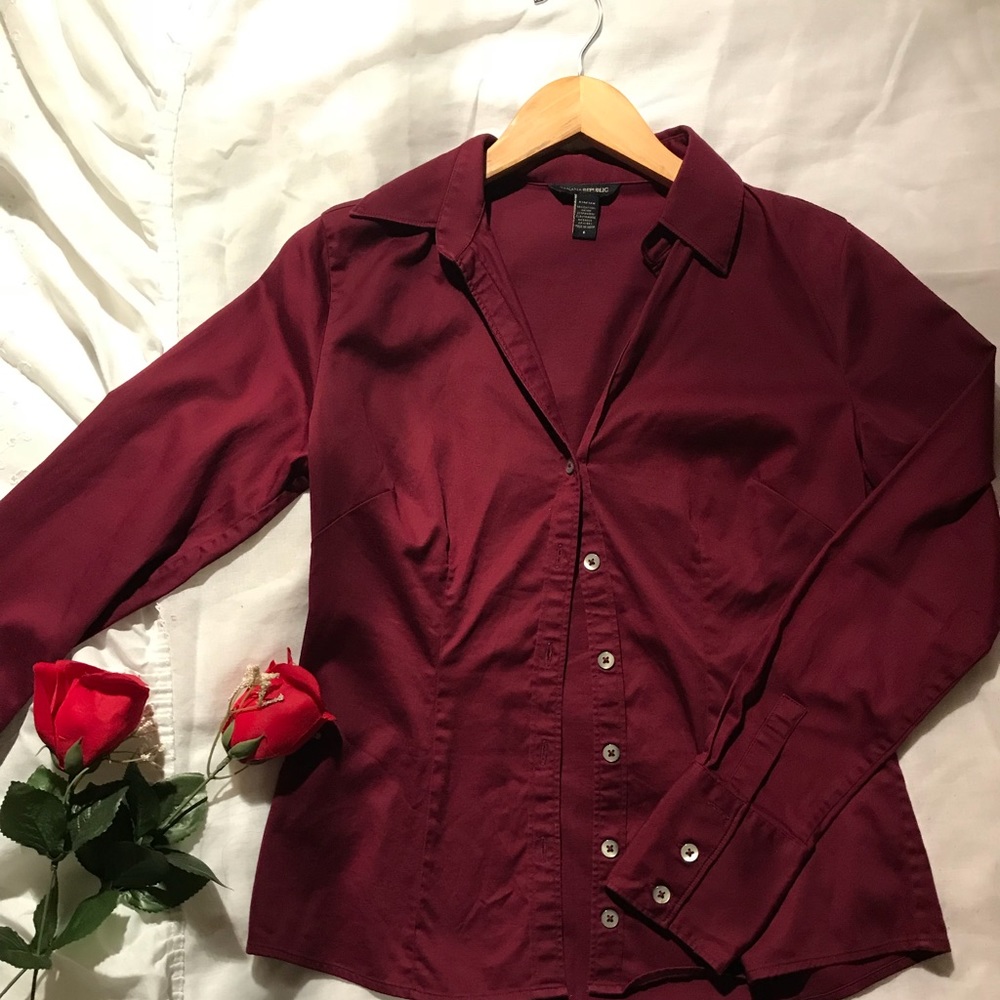 Banana Republic Women’s Dress Shirt